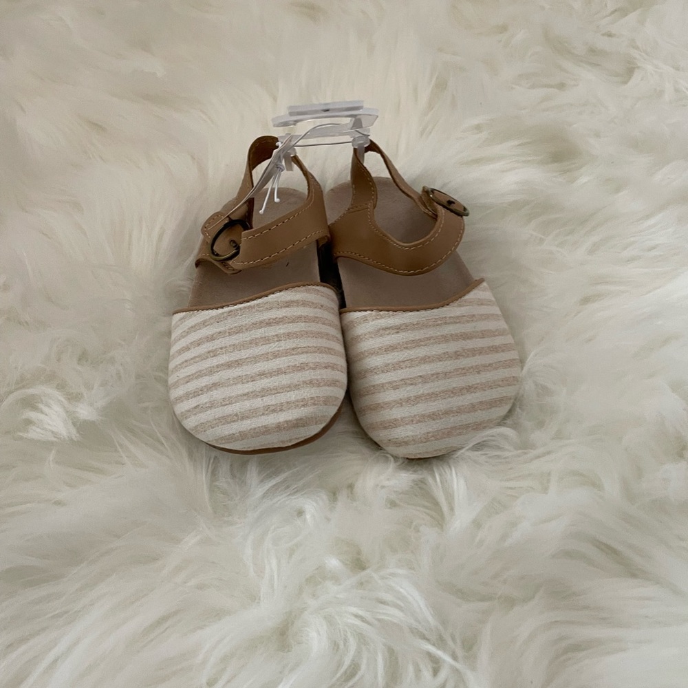 Old navy sandals